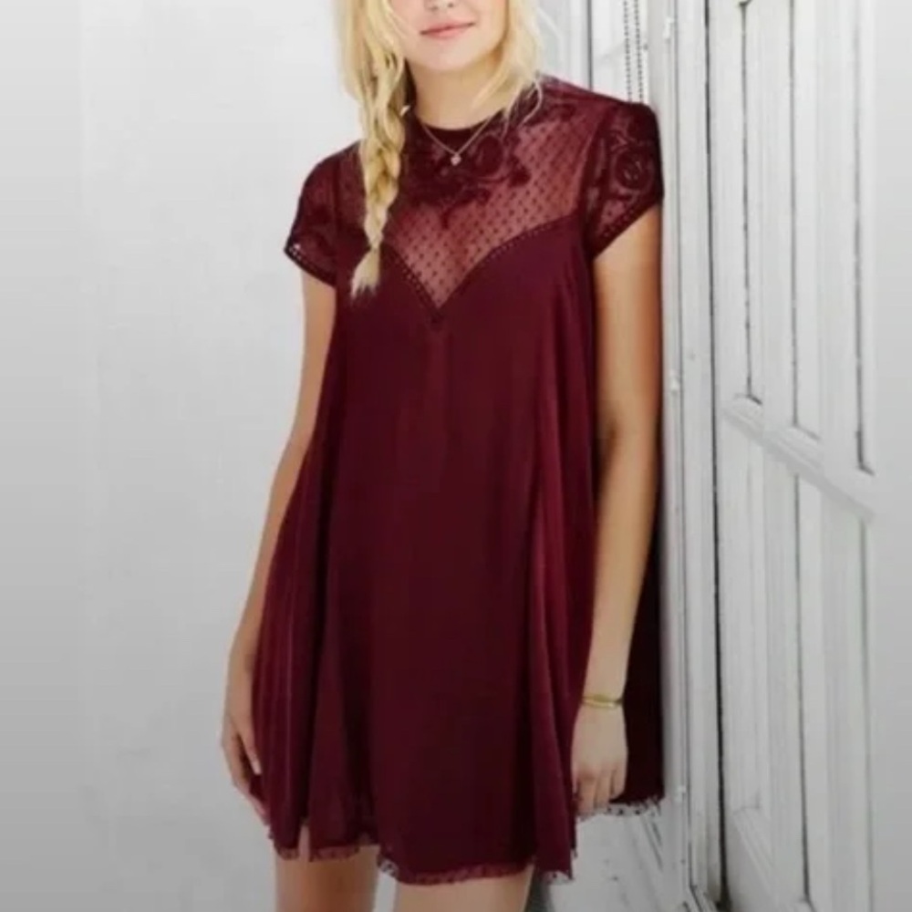 City triangles Elegant Burgundy Lace Dress - Picture 1 of 5
